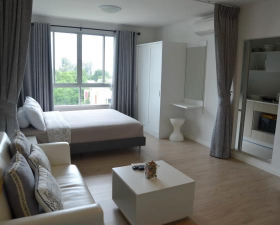 Peang Ploen Apartment