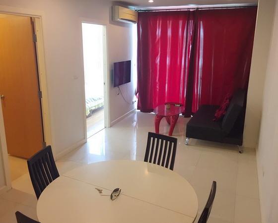 The Breeze Apartment