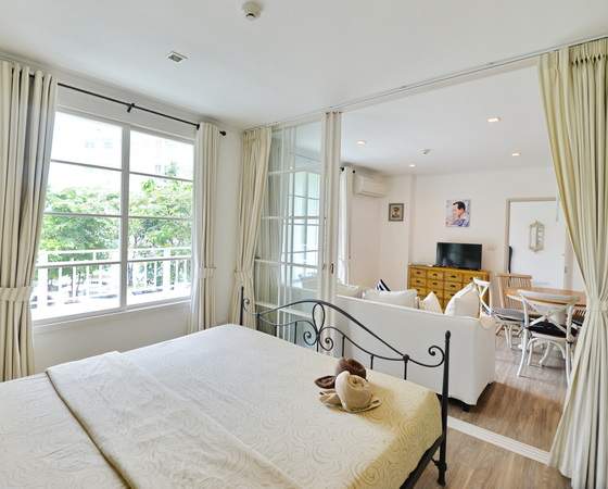 SUMMER APARTMENT