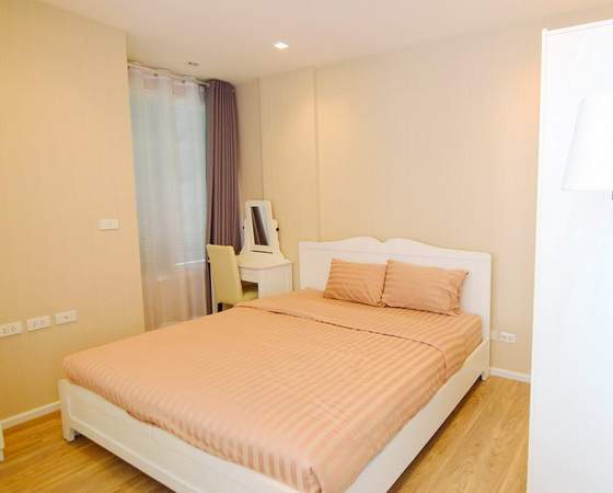 Summer Apartment