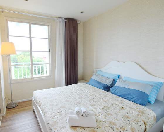 Summer Apartment