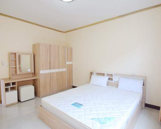 Bungalow in Dusitland 7