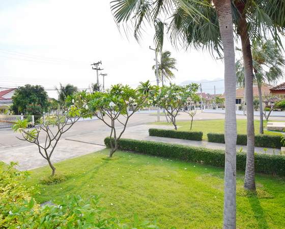 Tropicana Cha Am