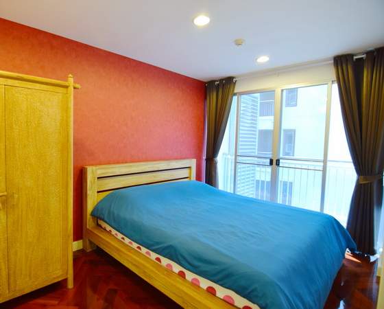 Suan Rim Sai Apartment