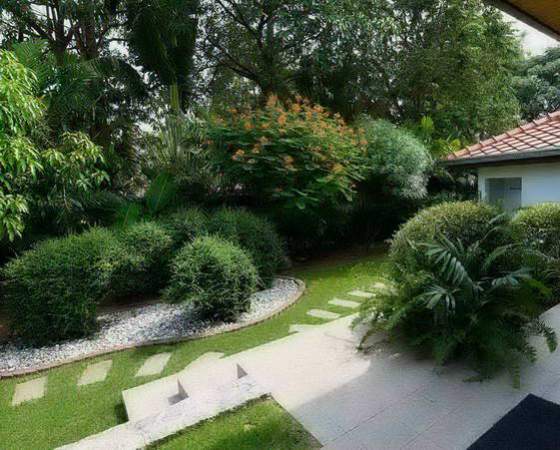 Grosszügige Balistil Poolvilla