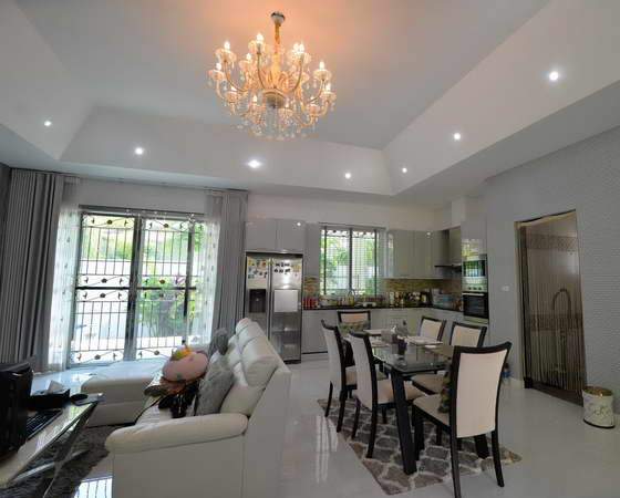 Woodlands Poolvilla