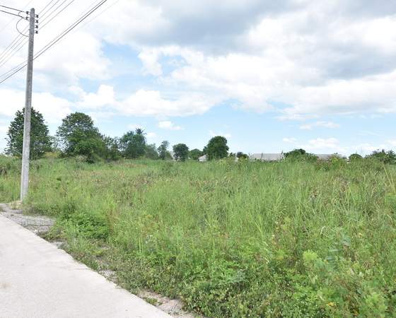 4 Rai Land zum Verkauf in Hin Lek Fai