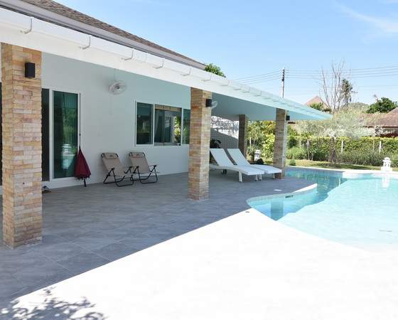 The Grove Poolvilla