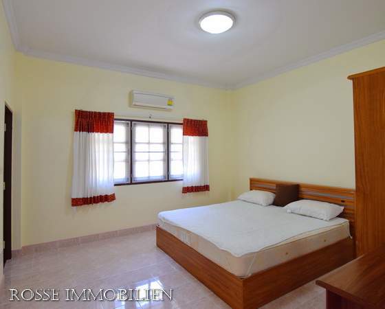Gepflegter Dusit Bungalow