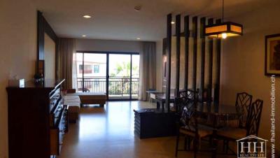 Santi Pura Apartment