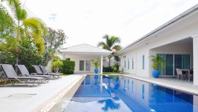  The Gold Pool Villa