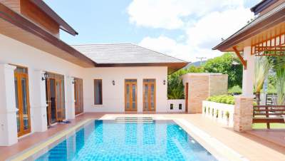 Tropische Poolvilla