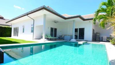 Mali Poolvilla