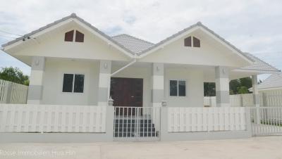 Leo Resort Villa