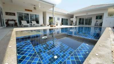 6 SZ Poolvilla