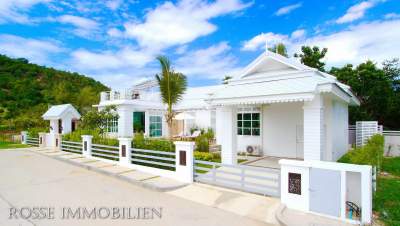 Poolvilla in Casa Colina