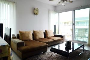 Sanpluem Apartment