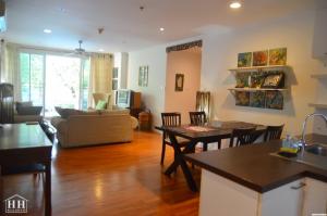 Sanploen Apartment