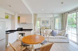 SUMMER APARTMENT