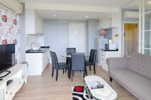 Summer Apartment