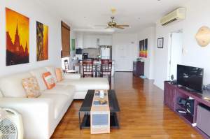 Baan Sanploen Apartment