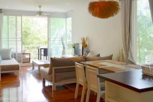 Sanploen Apartment