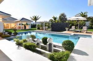 Palm Avenue 4 Villa