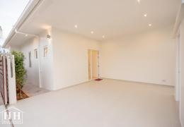 Plot 11 – Bild 9