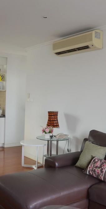 Sanploen Apartment