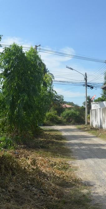 Baugrundstück in Soi 102