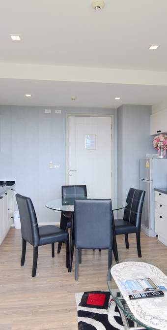 Summer Apartment