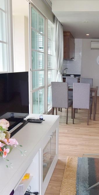 Autumn Apartment