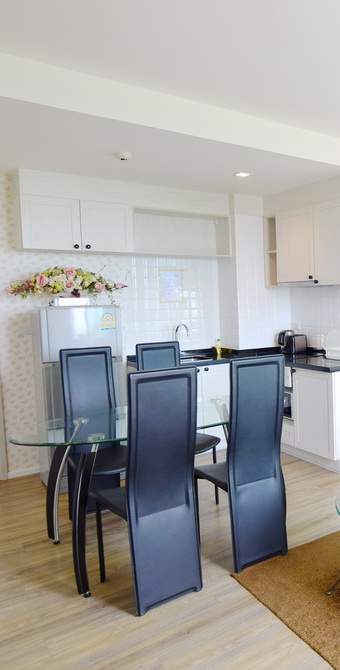 Summer Apartment