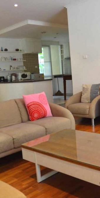 Sanploen Apartment