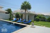 L-Form Poolvilla – Bild 5