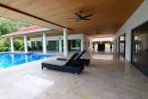 Grosszügige Balistil Poolvilla – Bild 17