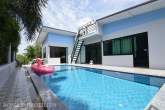 5-SZ Bungalow mit Pool – Bild 19