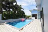 5-SZ Bungalow mit Pool – Bild 21