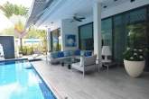 Luxusvilla mit Aussicht – Bild 25