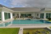 E-Typ Villa – Bild 3