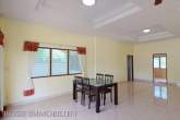 Gepflegter Dusit Bungalow – Bild 8