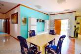 Bungalow mit Swimmingpool – Bild 7