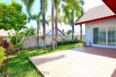 Bungalow mit Swimmingpool – Bild 22
