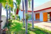 Bungalow mit Swimmingpool – Bild 24