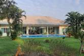 Poolvilla mit Garten – Bild 10