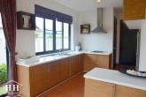 Poolvilla in zentraler Lage – Bild 24