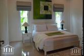 L-Form Poolvilla – Bild 30